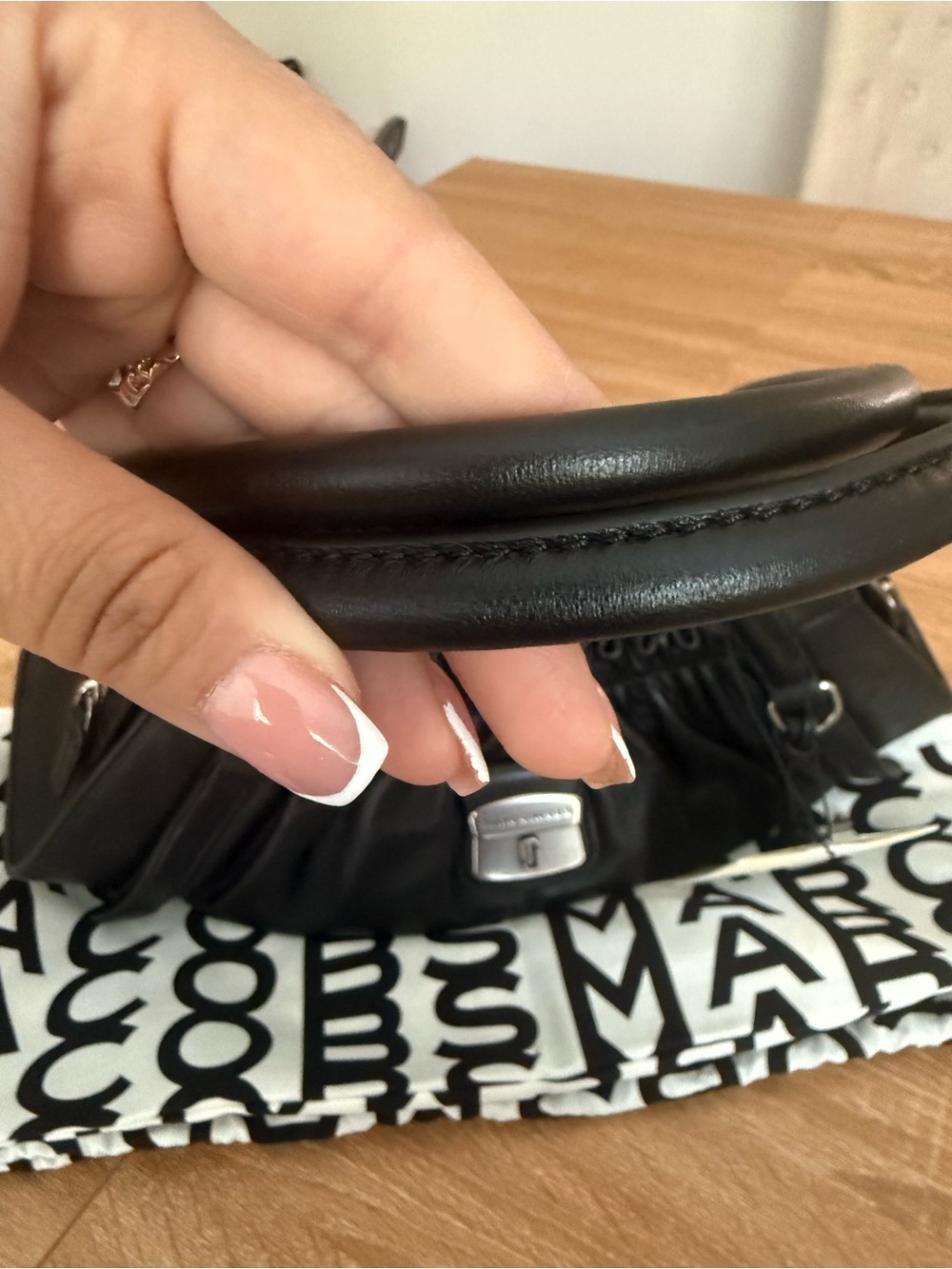 Marc Jacobs Black Leather Ruched Shoulder Bag with Double Handles - Picture 3 of 6